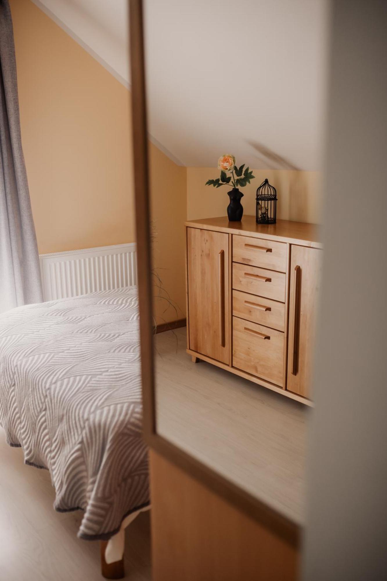 Saules Iela 2A Aparthotel Saldus Rom bilde